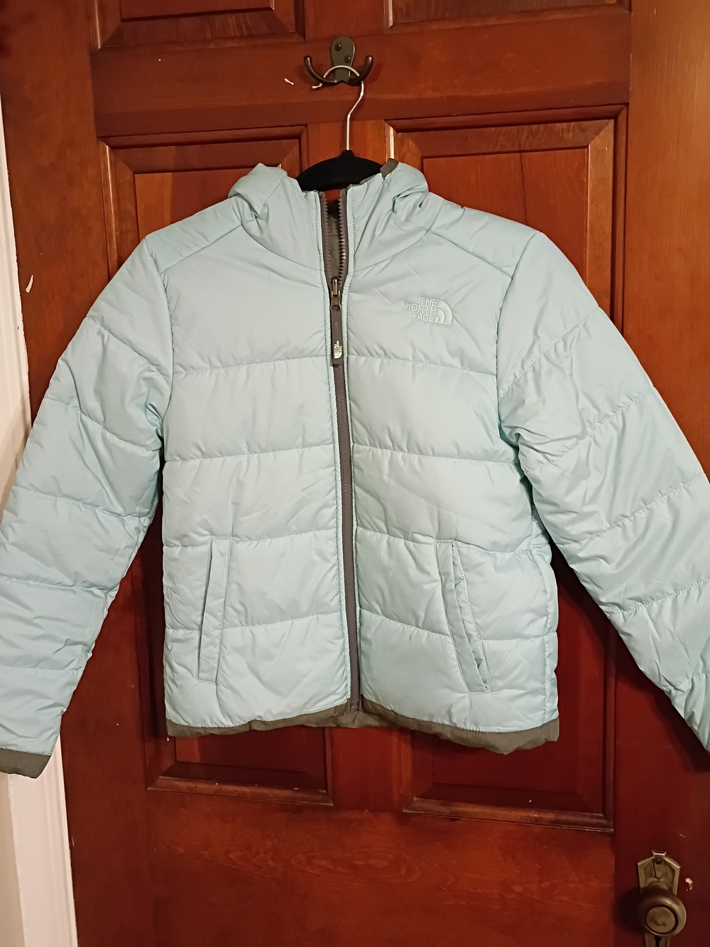 The North Face Pale Blue Kids Hooded Puffer Jacket size 14/16
